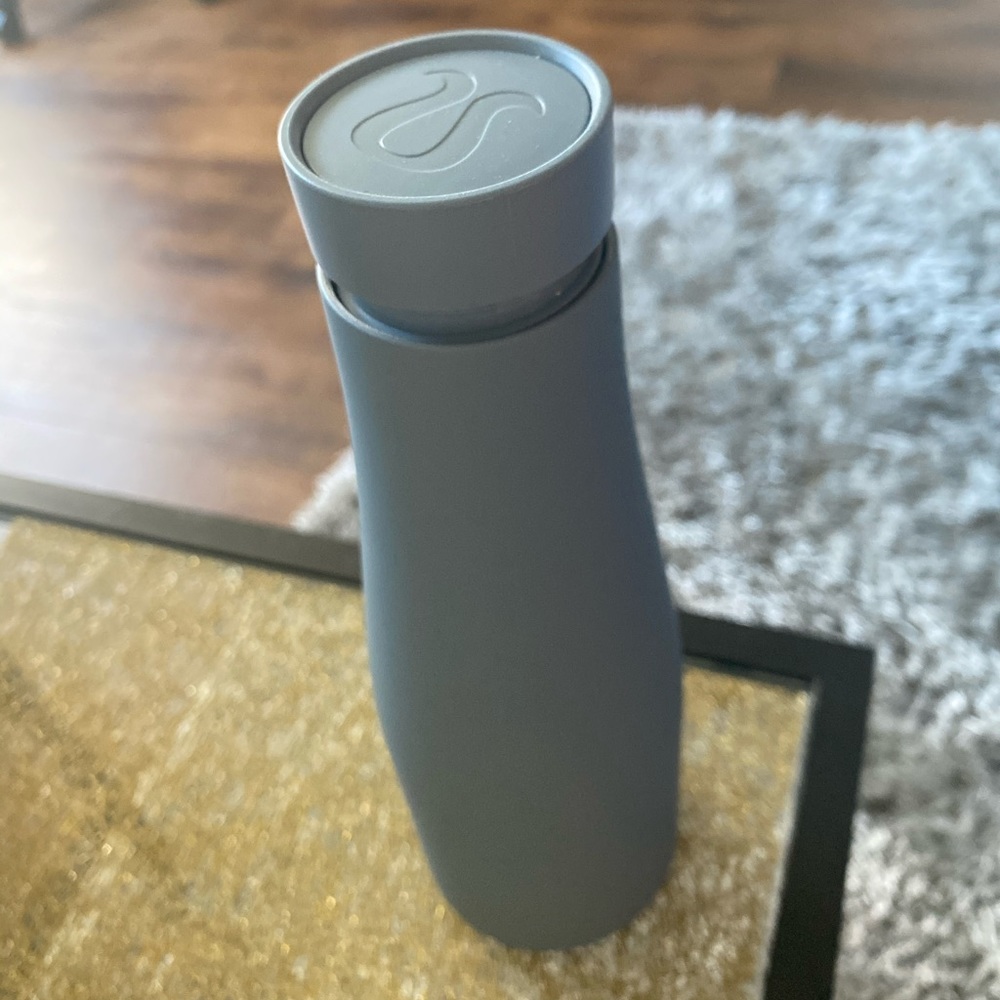 Lululemon bottle